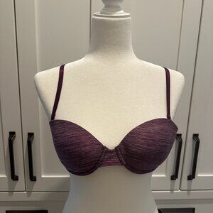 2 VICTORIA'S SECRET BRAS 32D